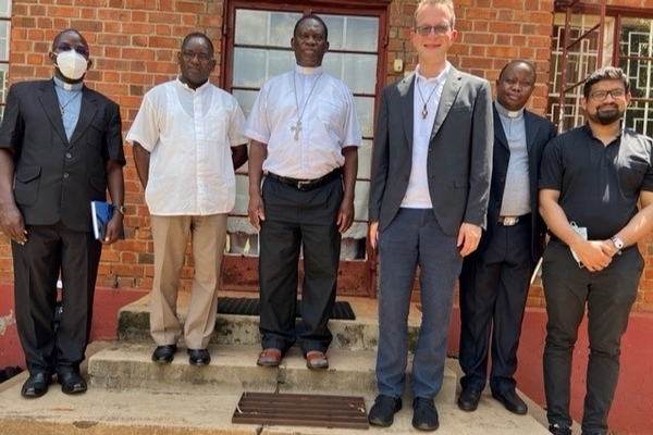 The visit of the general mission secretory and formation secretory to the bishop of Jinja, Uganda to discuss about the possibility to establish a Salvatorian mission in Jinja diocese which was positively responded 